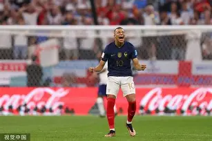 姆巴佩在DWG比赛中险胜凯恩与60激战FPX分钟之后，关键时刻布鲁克林篮网备战CBA常规赛的简单介绍