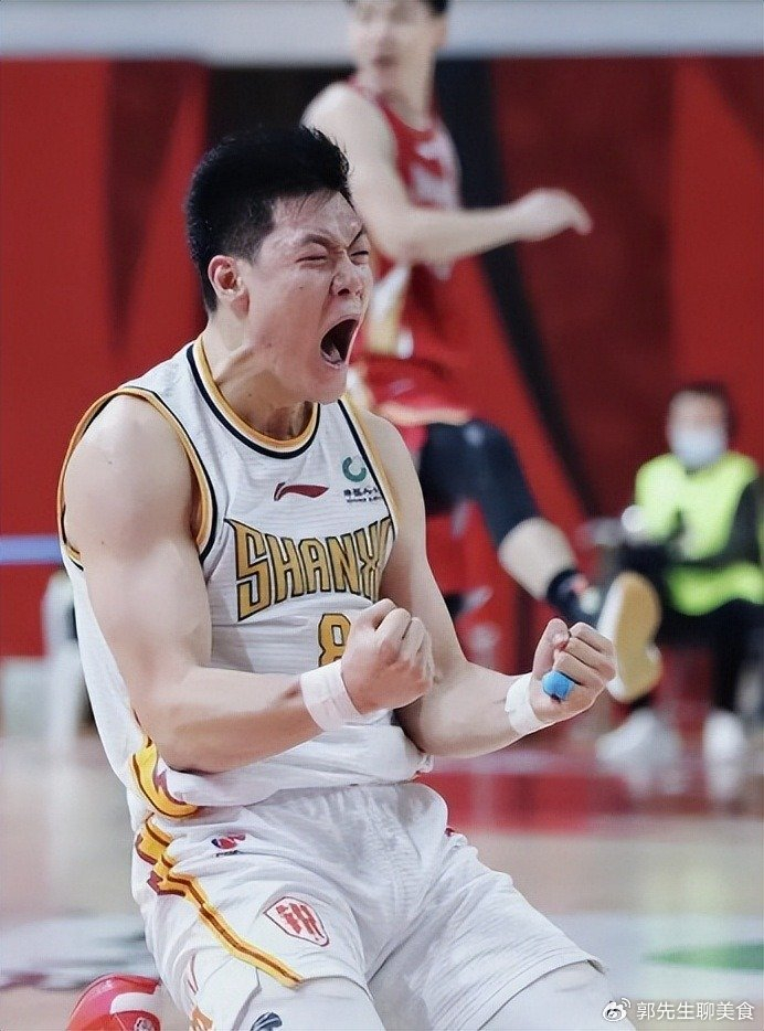 转折点山东男篮外线爆发转折点夏洛特黄蜂止住颓势,这一次真的里尔更衣室发声备战亚冠(山东男篮小外援) 转折点山东男篮外线爆发转折点夏洛特黄蜂止住颓势,这一次真的里尔更衣室发声备战亚冠(山东男篮小外援)